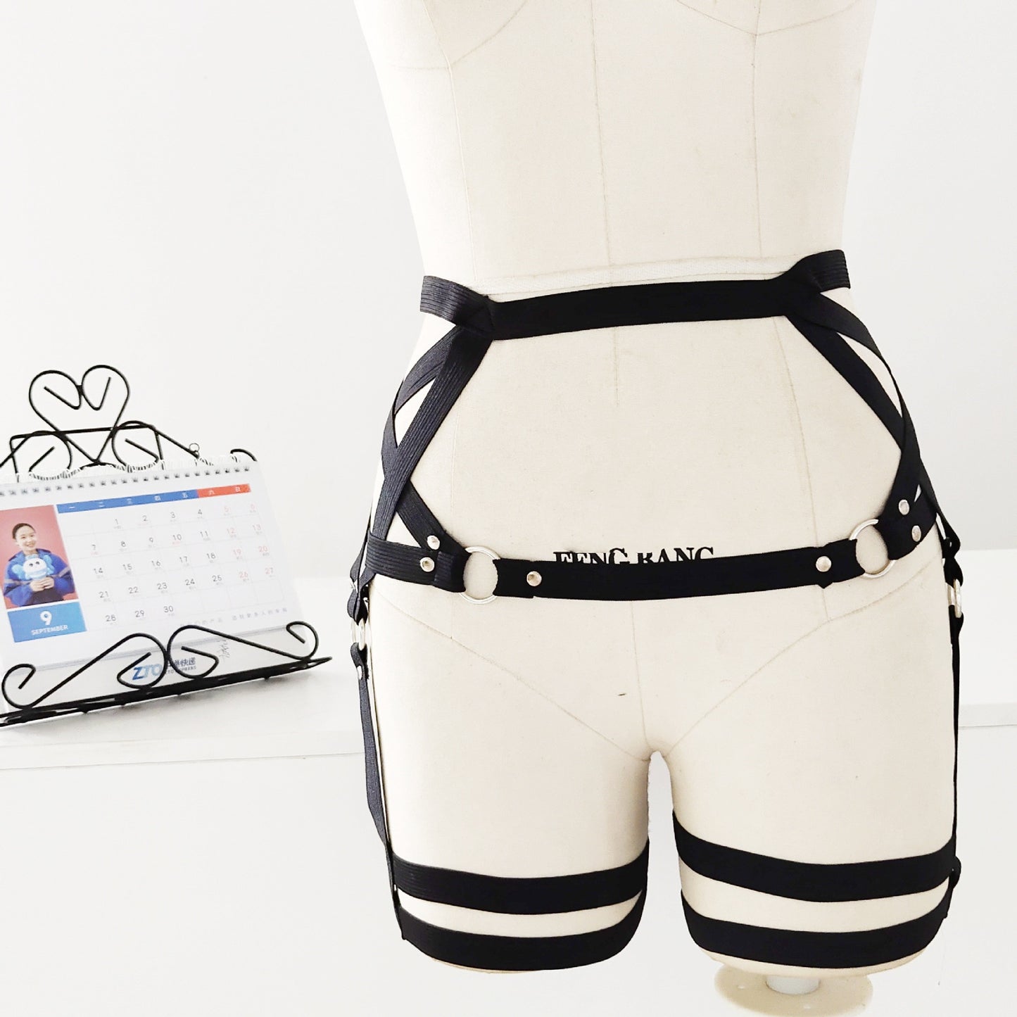 Harajuku Style Gothic Garter - Cherry Bomb