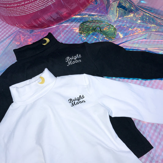 Bright Moon Embroidery Top