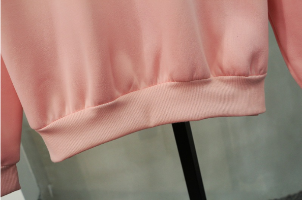Jungkook Heart Sweater - Cherry Bomb