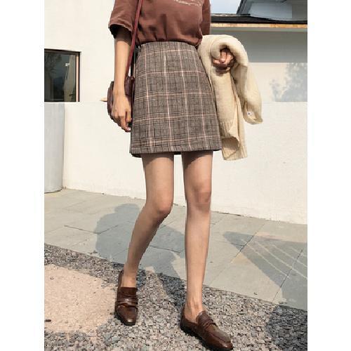 Dark Academia Plaid Skirt - Cherry Bomb