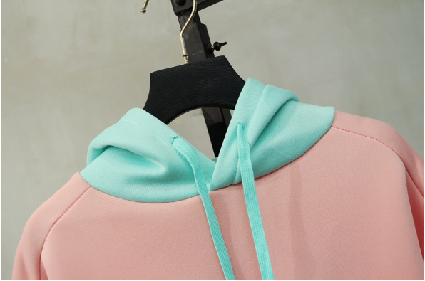 Jungkook Heart Sweater - Cherry Bomb