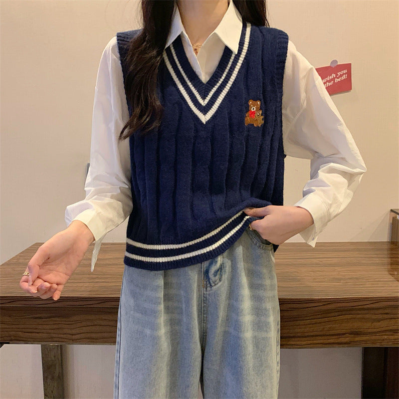 College Style Bear Knitted Sweater Vest