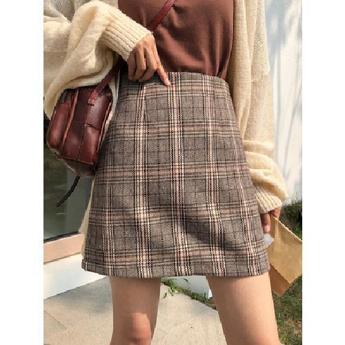 Dark Academia Plaid Skirt - Cherry Bomb